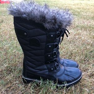 Sorel Tofino II boots